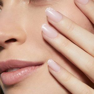 Reusable Press-On Nails - Oh Daisy Pattern - Static Nails